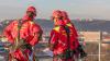 Die Berufsfeuerwehr Würzburg führt am Mittwoch (10.01.24) am Heizkraftwerk an der Friedensbrücke in Würzburg eine Höhen-Rettungsübung durch.
