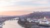 Vom Dach des Heizkraftwerkes genießt man einen tollen Ausblick auf die Würzburger Innenstadt. Die Berufsfeuerwehr Würzburg führt am Mittwoch (10.01.24) am Heizkraftwerk an der Friedensbrücke in Würzburg eine Höhen-Rettungsübung durch.