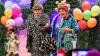 Die lustigen Witwen aus Fürth "Waltraud und Mariechen" alias Volker Heißmann und Martin Rassau werden bei der Fastnacht in Franken 2024 wieder in Veitshöchheim mit dabei sein. Das Foto zeigt das Komödianten-Duo bei der Sendung 2020 unter dem Motto: "Karneval in Rio de Janeiro". 