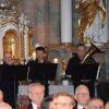 Die Gesangsvorträge der beiden Chöre lockerte das Bläserensemble "Klangkörper" mit harmonischen weihnachtlichen Weisen auf. Die Gesangsvorträge der beiden Chöre lockerte das Bläserensemble "Klangkörper" mit harmonischen weihnachtlichen Weisen auf.