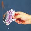 Das tat richtig weh:Anleger konnten auch2011 viel Geld verbrennen.Foto: Thinkstock