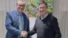 Bürgermeister Jürgen Götz (links) verabschiedete Bürgeramtsleiter Klaus Krautschneider nach fast 30-jähriger Tätigkeit im Rathaus der Gemeinde Veitshöchheim die Freistellungsphase seiner Altersteilzeit. Bürgermeister Jürgen Götz (links) verabschiedete Bürgeramtsleiter Klaus Krautschneider nach fast 30-jähriger Tätigkeit im Rathaus der Gemeinde Veitshöchheim die Freistellungsphase seiner Altersteilzeit.