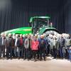 Die Kitzinger BBV-Ortsobmänner bei der Firma John Deere.