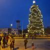 Der Weihnachtsbaum am Wörtplatz 2022.