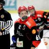Führt die Hawks des ESC Haßfurt derzeit nicht nur als Kapitän aufs Eis: Christian Dietrich (Mitte) ist auch einer der drei Interimstrainer des Eishockey-Landesligisten.