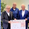 Stefan Labus, Kindertafel-Botschafter Peter Kruse, ANT-Gesellschafts-Geschäftsführer Hans Szczecina und Udo Schmeiduch, Prokurist für Vertrieb und Einkauf bei ANT-Antriebstechnik.