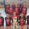 Unser Bild zeigt die Hausener Mannschaft mit Sophie Hillenbrand (hinten, von links), Leni Schmitt, Natali Heidt, Mila Crnogorac sowie Marie Schmitt (Mitte, von links), Lena Wehner, Anaya Claus und Theona Fot (vorne, von links) Lorena Dunkel, Mia Sinner, Andreea Rusnaciuc und Alessa Grom .