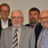 Georg Grembler (Mitte) verabschiedet sich nach 45 Jahren aus dem Vorstand des Eigenheimerverbandes Bayern. Die unterfränkischen Vorstandsmitglieder des Landesverbandes stellen sich mit ihm dem Fotografen (von links): Klaus Winkler, Alexander Fehn, Georg Grembler, Arno Dietz und Heinz Amling.