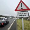 In der Brückenauer Straße in Wildflecken hat die Polizei zwei Geschwindigkeitsmessungen durchgeführt. Resultat: Die Autofahrer sind deutlich langsamer unterwegs, als zunächst vermutet.
