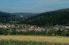 Das Bild von Riedenberg wird sich voraussichtlich nicht ändern, da die Höchstspannungsleitung nun westlicher angedacht ist.
