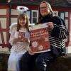 Christkind Hanna Leiber wird den "Genussvollen Adventsmarkt" in Ostheim eröffnen. Sie und Susanne Orf, Leiterin des Kommunalunternehmens "Tourismus und Marketing Ostheim vor der Rhön", freuen sich schon darauf.