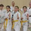 Erfolgreiche Prüflinge im Karate.