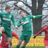 Der TSV Großbardorf (links Ben Schulz, in der Mitte Kapitän Xaver Müller) und der FC Fuchsstadt trennten sich in der Landesliga Nordwest torlos.