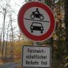 Privater Kraftverkehr hat hier nichts mehr verloren: Auf dem direkten Verbindungsweg zwischen Kimmelsbach und Birnfeld durch den Bundorfer Forst.