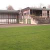 Die Schwedenberghalle ist in die Jahre gekommen. Das Dach leckt, die Duschen sind unansehnlich. Der Gemeinderat beschloss daher eine energetische Sanierung, zunächst in Form einer Projektskizze, für die künftige Nutzung erstellen zu lassen.