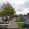Familiengräber prägen das Bild auf dem Auber Friedhof. Künftig soll es dort jedoch auch mehr Uhrengräber geben. 