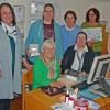 Seit 2005 leitet Gertrud Zipf die Katholische Öffentliche Bücherei in Dipbach. In diesem Jahr wurde das Karteisystem von analog auf digital umgestellt. Darüber freuen sich (hinten von links) Elke Messinschlager, Daniela Walter, Irmgard Walter und Angela Scholz sowie (vorne von links) Gertrud Zipf und Katharina Walter.