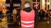 Ein Security-Mann sorgt vor dem Würzburger Club Kurt & Komisch und der Bar Loma für Ordnung (Archivbild). Laut Stadt kümmert sich das Kurt & Komisch transparent und eigenverantwortlich um ein Sicherheitskonzept.