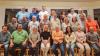 50 Jahre nach ihrer Schuleinschreibung in Traustadt trafen sich die ehemaligen Schüler aus Donnersdorf, Pusselsheim und Traustadt im Sportheim des FC Blau-Weiß Donnersdorf zu einem Wiedersehen. Beim aktuellen "Klassenfoto" wurde die gleiche Aufstellung der Schüler wie vor 50 Jahren in der Grundschule vorgenommen.