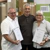 Das Foto zeigt (von links): Wolfgang Friedel, Burkhard Heimbach (Inhaber), Brigitte Heimbach.