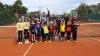 Gute Stimmung auf dem Tennisplatz.