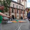 Eine Runde Mini-Tischtennis im Schatten der Domtürme: Bewegungsangebot der DJK zur Kiliani-Festwoche.