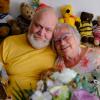 Claudia Henriette und Hansgeorg Weis aus Bischofsheim haben mit 71 Jahren geheiratet. Bereits mit 14 und 15 Jahren waren sie für kurze Zeit ein Paar. Doch für 57 Jahre trennten sich die Wege.