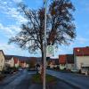 Grundsatzbeschluss gefasst: Die Sandberger Gemeindevertreter wollen auch die Randbereiche und den Gehsteig der Kreuzbergstraße sanieren und neu gestalten. Damit ist die Sanierung der Staatsstraße nicht mehr fern.