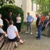 Interessierte Bürger im Gespräch mit den Stadträten der CDU-Gemeinderatsfraktion.
