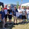 Über die Eröffnung des neuen "ZweiUferLand"-Radweges "Himmel und Erde" freuen sich am EU-Mittelpunkt Bürgermeister Jürgen Götz (Veitshöchheim, von rechts), Margret Simmelbauer, Juliane Pfister (ZweiUferLand-Geschäftsstelle), Jan Speth, Bürgermeister Michael Röhm (Thüngersheim), Bürgermeister Karl Gerhard (Retzstadt), Jil Abfalter (ZweiUferLand-Geschäftsstelle), Elmar Knorz (ZweiUferLand-Vorsitzender), stellvertretende Landrätin Christine Haupt-Kreutzer und Gemeinderat Günter Thein (Veitshöchheim). Über die Eröffnung des neuen "ZweiUferLand"-Radweges "Himmel und Erde" freuen sich am EU-Mittelpunkt Bürgermeister Jürgen Götz (Veitshöchheim, von rechts), Margret Simmelbauer, Juliane Pfister (ZweiUferLand-Geschäftsstelle), Jan Speth, Bürgermeister Michael Röhm (Thüngersheim), Bürgermeister Karl Gerhard (Retzstadt), Jil Abfalter (ZweiUferLand-Geschäftsstelle), Elmar Knorz (ZweiUferLand-Vorsitzender), stellvertretende Landrätin Christine Haupt-Kreutzer und Gemeinderat Günter Thein (Veitshöchheim).