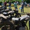 Markenoffenes Oldtimertreffen in Neuhütten:  99 Zweiräder und einige Autos hat alleine Initiator „Simson-Sepp“ auf seinem Grundstück ausgestellt.