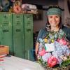 Katharina Keßler hat im vergangenen Jahr ihren Blumenladen "Blattwerk" geschlossen. Jetzt macht sie sich als Auftragsfloristin im alten Schwimmbad in Wülfershausen selbstständig.