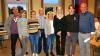 Beim Besuch der Delegation aus Úrkút in Ungarn in Oberpleichfeld stellten zwei junge Menschen aus den Partnergemeinden ihre individuelle Sicht auf Europa vor. Von links: Attila Csik, Bürgermeisterin Anikö Fülöp, Partnerschaftsvorsitzende Angela Csik, Übersetzer Ferenz Heilig, Bürgermeisterin Martina Rottmann, Lara Novák aus Úrkút und Joshua Scheven aus Oberpleichfeld und Partnerschaftsvorsitzender Gerhard Habel.