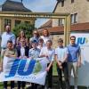 Der Kreisvorstand der Jungen Union (hinten von links)  Michael Holl, Anne Sauer, Johanna Ebert und Nadine Jungbauer; vorne: Daniel Geßner, Morten Wildauer, Christian Schmolke, David Müller, Johannes Konrad, Mika Wildauer und Lukas Geyer.
