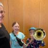 Mit dem Umzug in den neuen Proberaum ist der Musikverein Stockheim nun bestens für die Zukunft gerüstet - der Vormittag des Einweihungstages wurde direkt genutzt, um interessierte Jungmusikerinnen und Jungmusiker an die Blasmusik heranzuführen (im Bild links mit dem Musikernachwuchs: Sabine Hartmann). Mit dem Umzug in den neuen Proberaum ist der Musikverein Stockheim nun bestens für die Zukunft gerüstet - der Vormittag des Einweihungstages wurde direkt genutzt, um interessierte Jungmusikerinnen und Jungmusiker an die Blasmusik heranzuführen (im Bild links mit dem Musikernachwuchs: Sabine Hartmann).