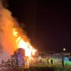 Zu einem Großeinsatz wurden Einsatzkräfte mehrerer Feuerwehren am späten Freitagabend nach Iphofen gerufen. Ein Sägewerk im Gewerbegebiet, in der Straße Am Breitenstein, brannte.