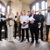 Oberbürgermeister Christian Schuchardt ehrte (von links): René Engels, Milena Zekovic-Salzgeber, Dr. Gerhard Schwarzmann, Helmuth Wulff, Olaf Velker, Dietrich Winter, Nicolas Gonzales Balzar, Elvis Dick und Mujtaba Nasim.