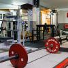 Die Trainingshalle des Vereins Powerlifting Würzburg. Vier Athletinnen und Athleten des Vereins haben an den deutschen Meisterschaften im Classic-Kraftdreikampf bei den Aktiven und Masters teilgenommen.
