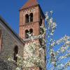 Südturm der Versöhnungskirche Zell am Main.