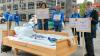 Leere Betten auf dem Marktplatz: So machen Würzburger Senioren mit einer Aktion und Diskussion im Rathaus und auf dem unteren Markt auf den Pflegenotstand aufmerksam.