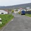 Die Ortsverbindungsstraße Heubach-Sandhof soll neu gebaut werden, was anhand des Straßenzustandes kein Luxus ist. Mit der Planung wurde vom Stadtrat Ebern ein Ingenieurbüro aus Königsberg beauftragt