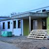 Baustelle neuer Kindergarten in Geiselwind: Aus finanziellen Gründen stoppt die Gemeinde nun das ein oder andere Bauvorhaben rund um den Neubau und verschiebt es vorerst.