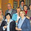 Bewährtes Team: Die Vorstandsriege der Gästeführer (vorne, von links): Ingrid  Behringer (Abtswind), Andrea Ammerseder (Lindau) und Wilma Samfaß (Rimpar); (Mitte, von links): Werner Mündlein (Sommerhausen), Gabriele Prowald (Stammheim), Gabriele Brendel (Eibelstadt) und Ester Simon (Alzenau-Wasserlos); (hinten): Angelika Körber (Erlabrunn).