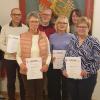Bei der Generalversammlung fanden auch Ehrungen langjähriger Mitglieder statt. Auf dem Foto von links: Philipp Lurz (1. Vorsitzender), Andreas Chrenko (25 Jahre), Hanni Wirsing (25 Jahre), Hans Ziegler (60 Jahre), Felicitas Schüler-Böck (25 Jahre), Marliese Geier (25 Jahre), Barbara Fleischmann (25 Jahre).