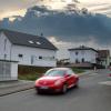 Die Straße „Reifenberg“ im Stadtteil Althausen soll verkehrsberuhigt werden. Das fordern zahlreiche Bürger und sammelten dafür Unterschriften. In der Bürgerversammlung war diese Forderung ein zentrales Thema.