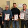 Auf dem Foto Edgar Nahm, Hans-Josef Bayer, Bernhard Werner, Robert Brennfleck, Arnold Nahm, Waldemar Deckert (alle 55 Jahre), Benno Schäfer (65 Jahre), 1. Vorsitzender Andreas Deckert. Auf dem Bild fehlen Wolfgang Nahm (55 Jahre), Otto Deckert, Rudolf Kunz, Rainer Oberst (alle 60 Jahre) und Oskar Scheuermann (65 Jahre).