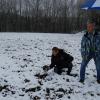 Blieb immer gelassen: Auch als Wildschweine im Dezember 2012 den Platz verwüsteten, hatte Michael Böhme (rechts), hier mit Karl-Heinz Heber und dem TV-Jahn-Vorsitzenden Rainer Zink (Zweiter von rechts), ein Lachen im Gesicht. 