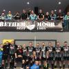 Die Kicker des FC Rethem Moor bei einem früheren Dreikönigsturnier in der Dreifeldhalle am Schulzentrum Römershag. Auch diesmal  bringt die Freizeittruppe aus Niedersachsen vor allem eines mit; gute Stimmung.