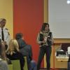 Im Bild: Alexandra Göbel und Thiemo Barthel bei der Aufklärung über K.-o.-Tropfen.