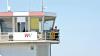 Mit den Führungen hinter die Kulissen des Flugplatzes vertrieben der Segelflieger Gerd Walz und der zweite Vorsitzende des Vereins Christian Frizlen (links) den Kindern die Wartezeit. Dabei durfte auch eine Besichtigung des Towers nicht fehlen. Mit den Führungen hinter die Kulissen des Flugplatzes vertrieben der Segelflieger Gerd Walz und der zweite Vorsitzende des Vereins Christian Frizlen (links) den Kindern die Wartezeit. Dabei durfte auch eine Besichtigung des Towers nicht fehlen.